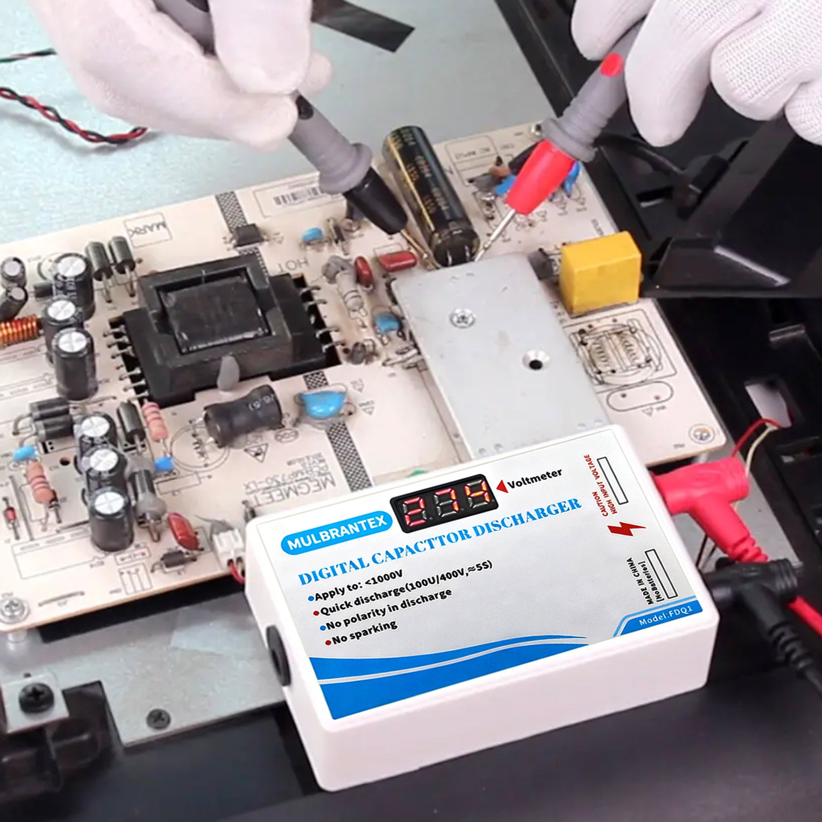 Digital Capacitor Discharge Tool with Voltmeter Display, max Display 999, Voltage Discharge Tool for DC/AC Testing, with Test Probe